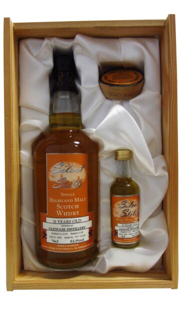 Glenugie (silent) - Signatory Vintage Silent Stills Single Malt Scotch 1966 31 year old Whisky