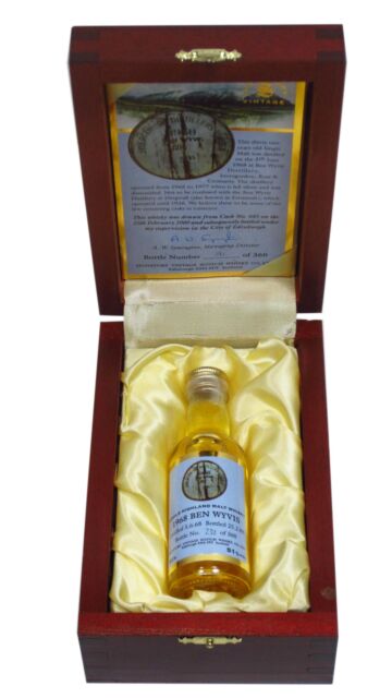 Ben Wyvis (silent) - Signatory Vintage Single Malt Scotch 1968 31 year old Whisky Miniature