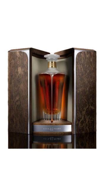 Midleton - Very Rare Silent Distillery Chapter 5 Irish 1973 49 year old Whiskey