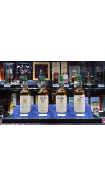 House of Commons - Display Case & Signed By Margaret Thatcher, John Major, Tony Blair & Gordon Brown Whisky