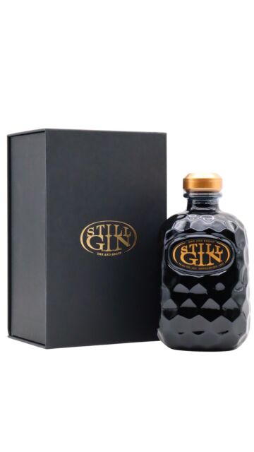 Still GIN - Premium Gin & Gift Box (Dr. Dre & Snoop Dogg)
