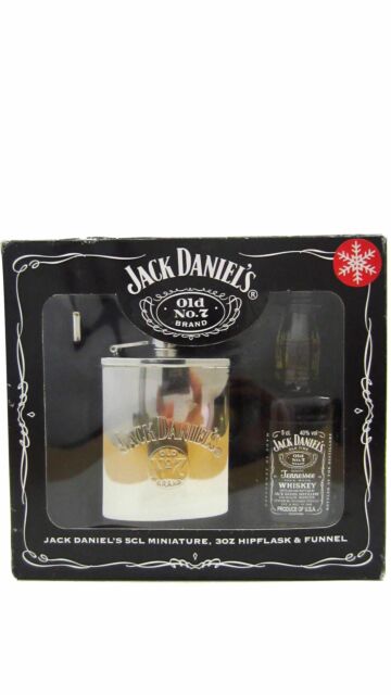 Jack Daniel's - Old No. 7 Tennessee Whiskey Hip Flask Gift Pack (Old Bottling)