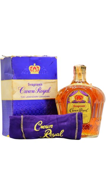 Crown Royal - Fine Deluxe Blended Canadian Whisky (1960's Bottling)