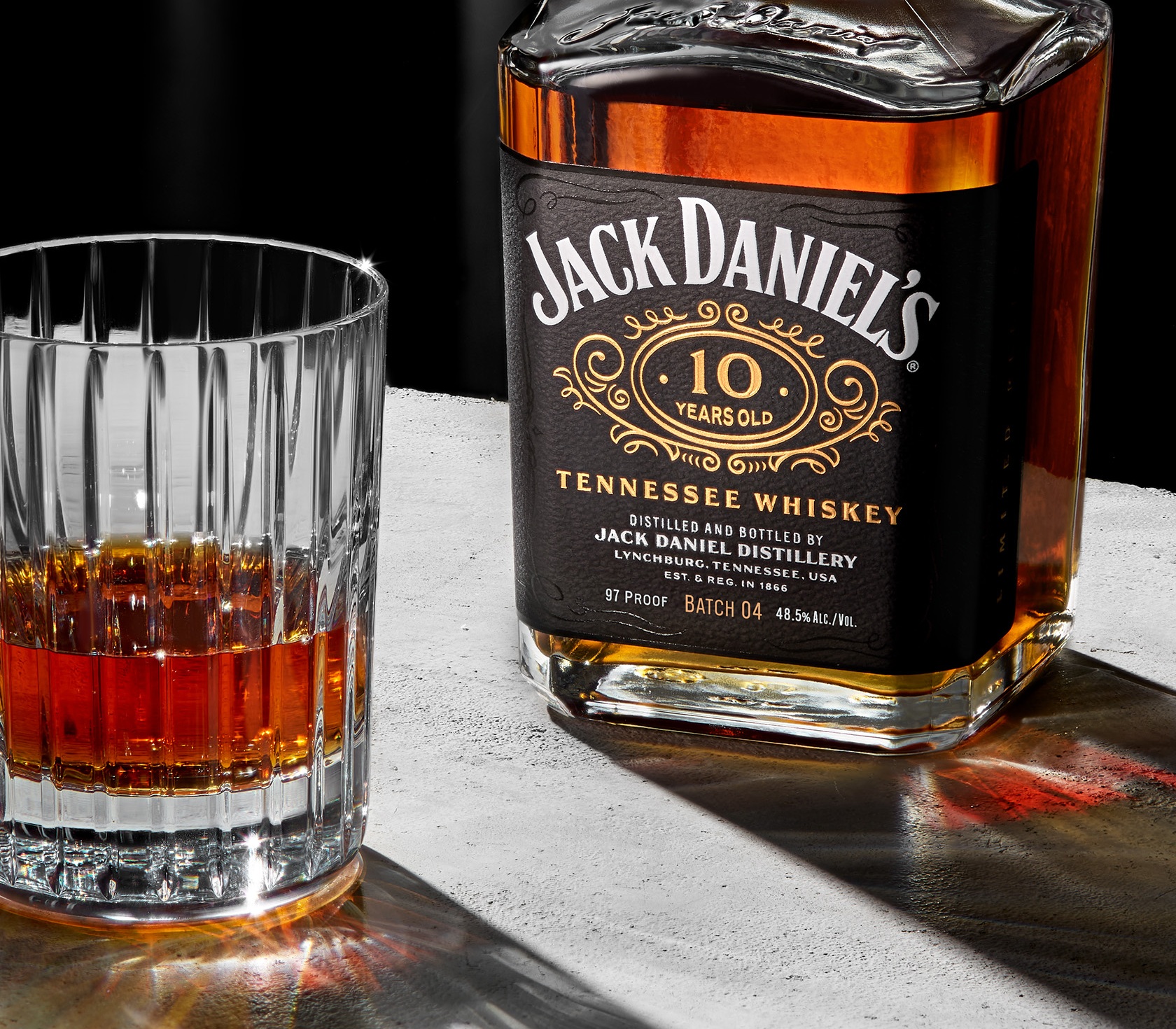 Whilst possessing all the requirements to be classed as bourbon, whiskey producers in Tennessee pride themselves on their regional identity and unique production methods.